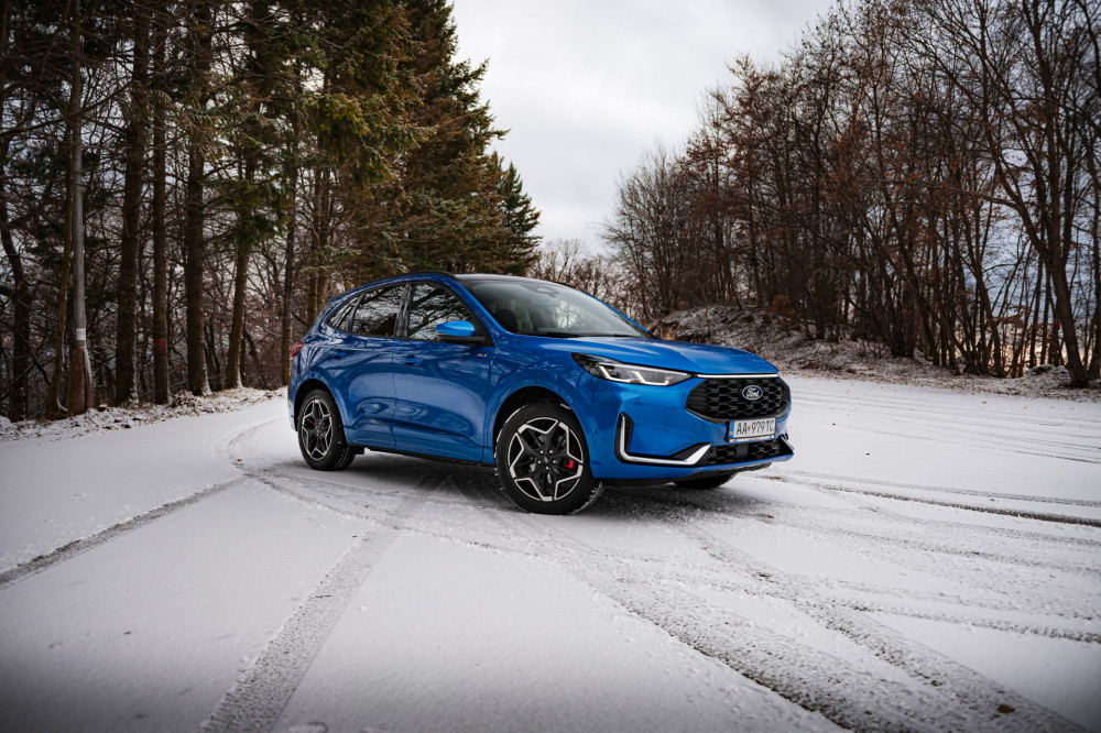 Ford Kuga 2,5 Duratec HEV AWD